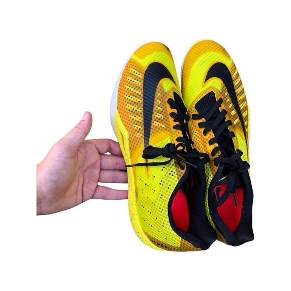 2015 Nike Hyperlive Yellow/Black Shoes Size 13 - Picture 4 of 15